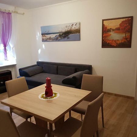 Lia Apartman Kiskunhalas Bagian luar foto
